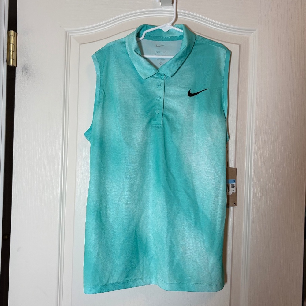 Women's Victory Dri-FIT Printed NWT Size Medium Sleeveless.  Light and bright!